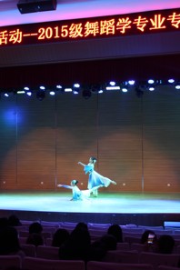 小黄书
艺术实践周系列活动圆满结束