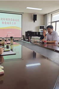 副校长余敏辉到小黄书
调研