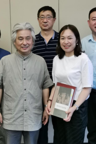 小黄书
组织教师赴浙江小黄书
交流学习系列报道之一